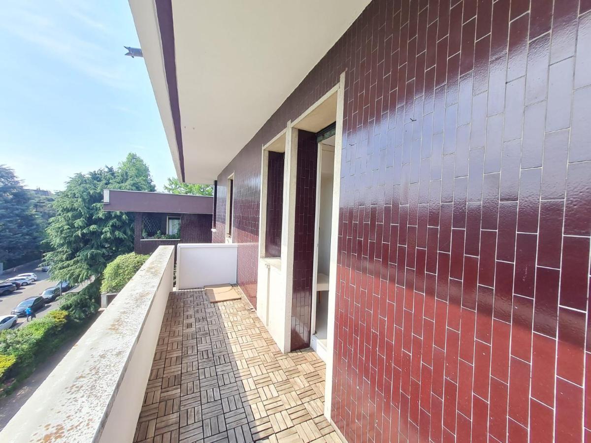 Ottoboni Charme Apartment With Terrace Milão Exterior foto
